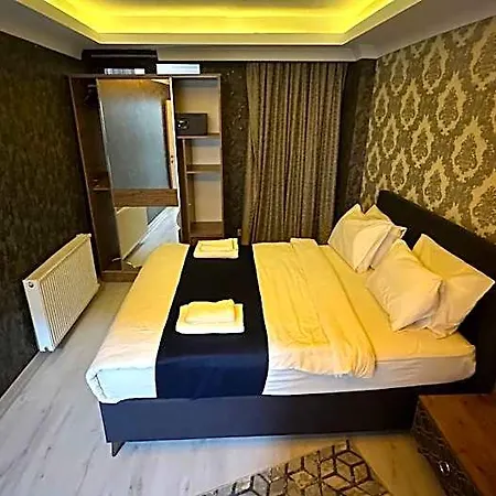 Taksim Royal & Istanbul