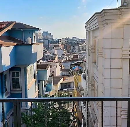 Taksim Royal & 3*